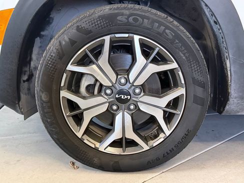 Used 2023 Kia Seltos EX AWD/4WD image 26