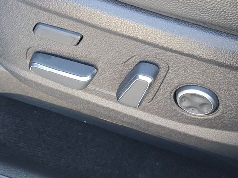 Used 2023 Hyundai Palisade Limited FWD image 24
