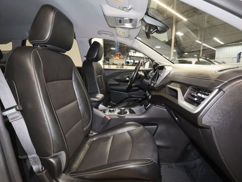 Certified 2024 GMC Terrain SLT image 26