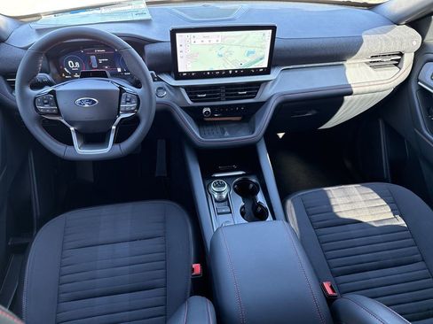 New 2025 Ford Explorer ST-Line w/ Premium Package image 25