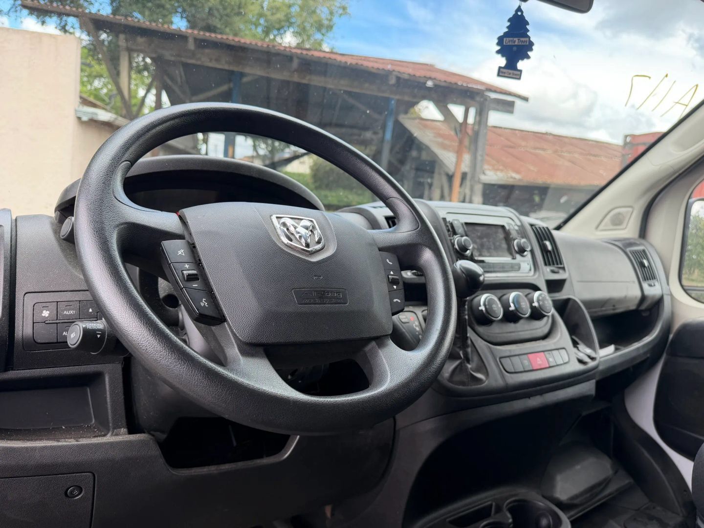Used 2021 RAM ProMaster 2500 FWD image 11