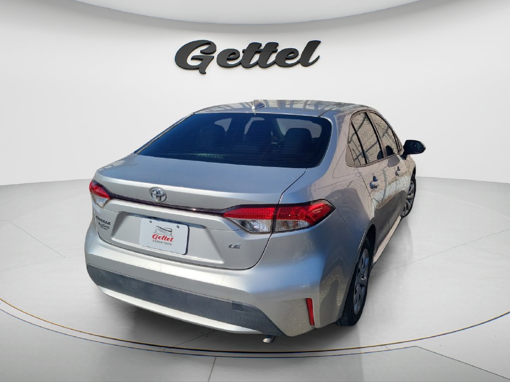 Used 2020 Toyota Corolla LE FWD image 4