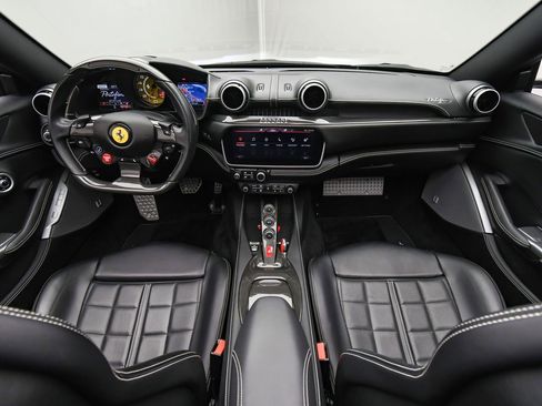 Used 2019 Ferrari Portofino image 13