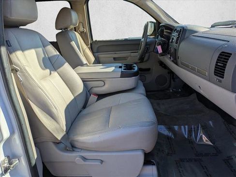 Used 2011 GMC Sierra 1500 SLE w/ Regional Value Package RWD image 18