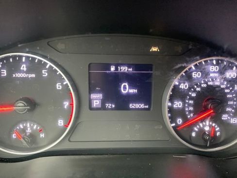 Used 2021 Kia Seltos S AWD/4WD image 25