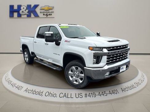 Used 2020 Chevrolet Silverado 2500 LTZ w/ LTZ Premium Package image 6