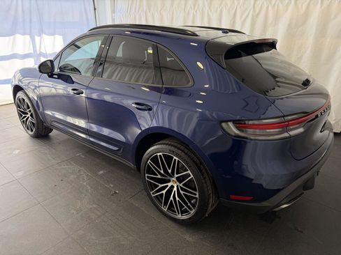Used 2025 Porsche Macan image 3