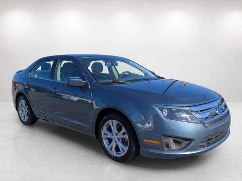 Used 2012 Ford Fusion SE image 3