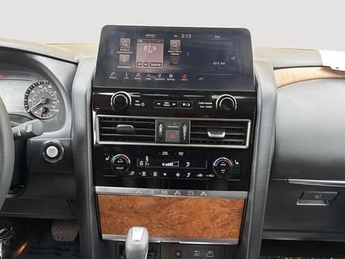 Used 2023 Nissan Armada SL w/ Cargo Package AWD/4WD image 11
