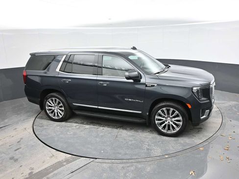 Used 2021 GMC Yukon Denali w/ Advanced Technology Package image 38