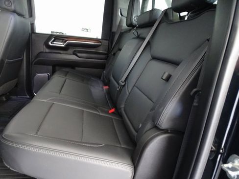 Certified 2024 GMC Sierra 3500 Denali w/ Technology Package image 4