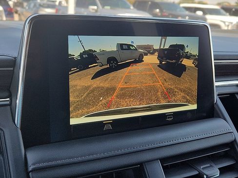 Used 2024 Chevrolet Tahoe LT RWD image 8