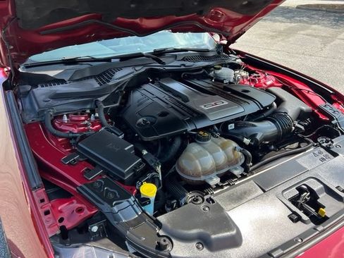 Used 2018 Ford Mustang GT RWD image 41