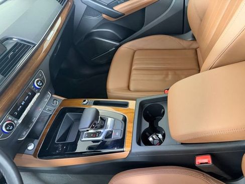 Used 2023 Audi Q5 2.0T Premium Plus w/ Premium Plus Package image 17