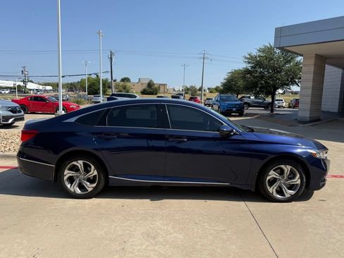 Used 2018 Honda Accord EX-L image 6