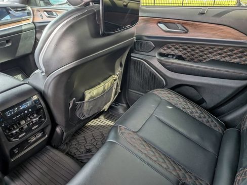 Used 2023 Jeep Grand Cherokee Summit w/ Rear Seat Video Group I AWD/4WD image 35