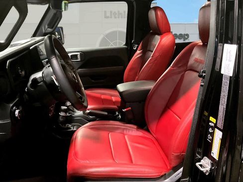 Used 2024 Jeep Wrangler Unlimited Rubicon 392 image 11