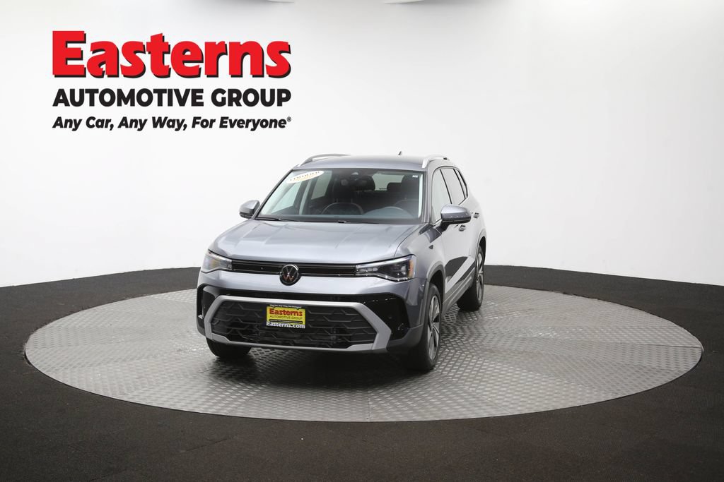 Used 2025 Volkswagen Taos SE AWD/4WD image 53