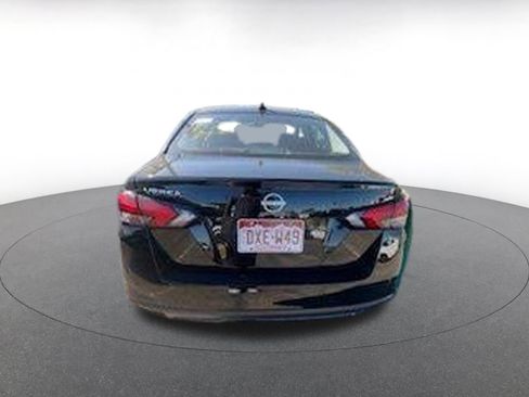Used 2025 Nissan Versa SV image 8