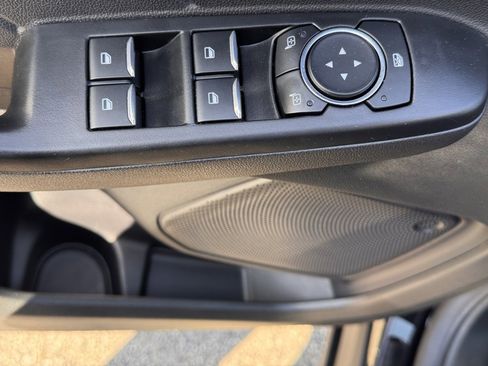 Used 2025 Ford Escape ST-Line Select image 17