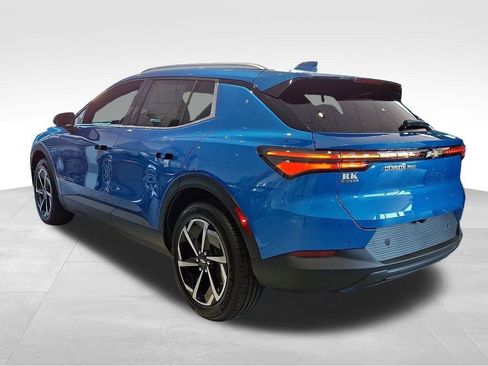 New 2026 Chevrolet Equinox EV LT AWD/4WD image 3