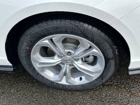 New 2025 Honda Accord LX image 7