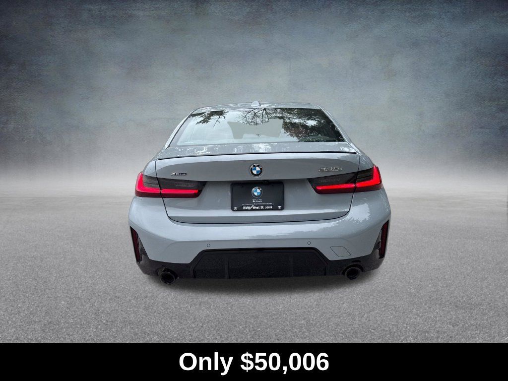 Used 2026 BMW 330i xDrive Sedan w/ M Sport Package AWD/4WD image 4