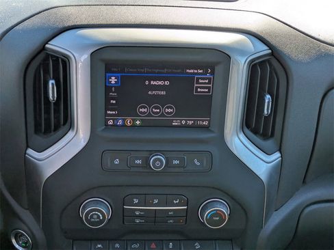 Used 2024 Chevrolet Silverado 1500 Custom Trail Boss image 17