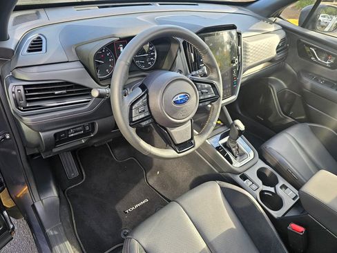 Certified 2025 Subaru Forester Touring AWD/4WD image 20