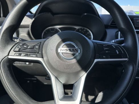 Used 2021 Nissan Versa S image 20