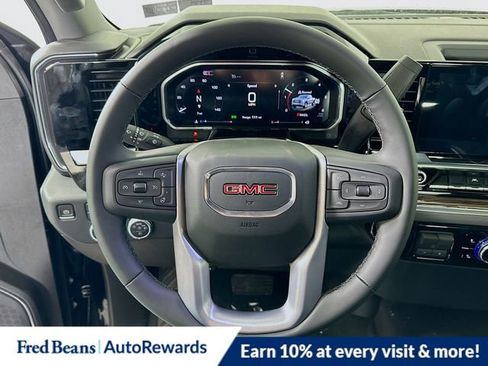 New 2026 GMC Sierra 1500 Elevation image 7