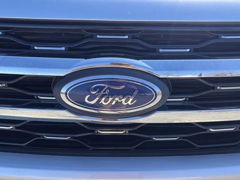 Used 2024 Ford Expedition Max Limited image 9