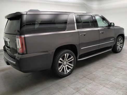 Used 2017 GMC Yukon XL Denali w/ Open Road Package AWD/4WD image 10