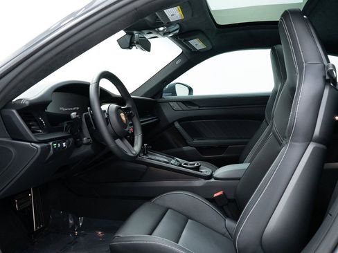 Used 2026 Porsche 911 Carrera GTS image 15