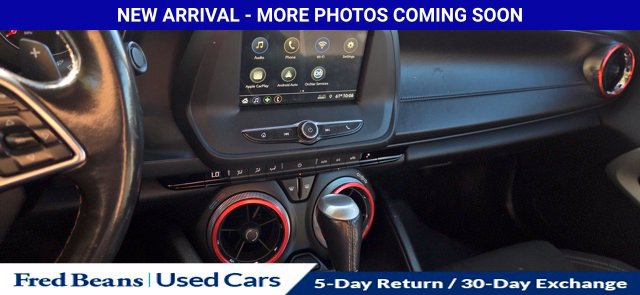Used 2019 Chevrolet Camaro LT RWD image 17