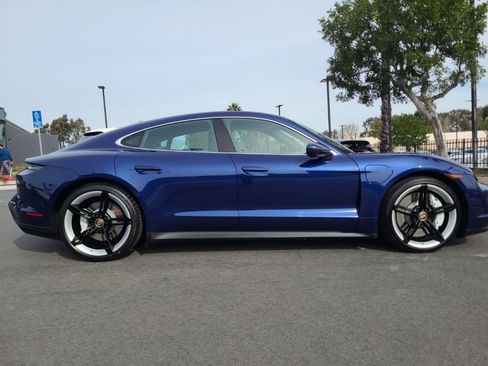 Used 2021 Porsche Taycan 4S image 7