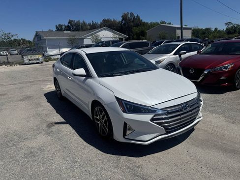 Used 2020 Hyundai Elantra SEL w/ Cargo Package (C1) FWD image 15