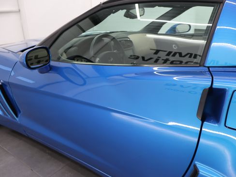 Used 2010 Chevrolet Corvette Grand Sport w/ Preferred Equipment Group RWD image 28
