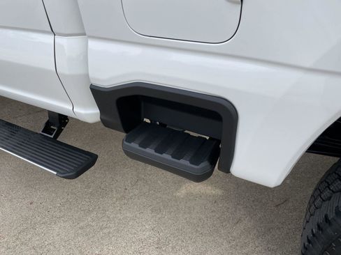 New 2026 Ford F250 King Ranch w/ Chrome Package image 46