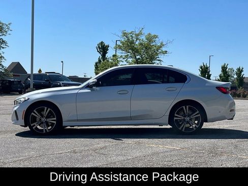 Certified 2023 BMW 330i xDrive Sedan w/ Premium Package AWD/4WD image 4