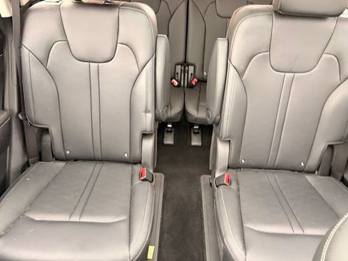 Used 2025 Kia Sorento EX w/ EX Panoramic Sunroof Package AWD/4WD image 18