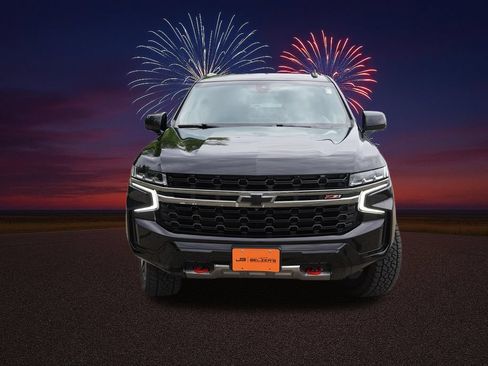 Used 2021 Chevrolet Tahoe Z71 w/ Z71 Signature Package AWD/4WD image 12