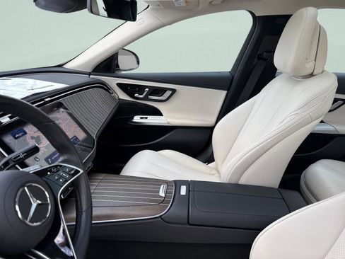 Certified 2025 Mercedes-Benz E 350 Sedan image 15