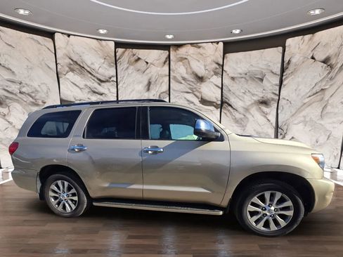 Used 2010 Toyota Sequoia Limited image 5