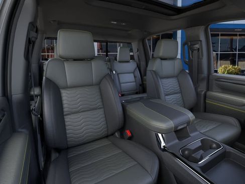 New 2026 Chevrolet Silverado 2500 ZR2 w/ LPO, Dark Essentials Package AWD/4WD image 16