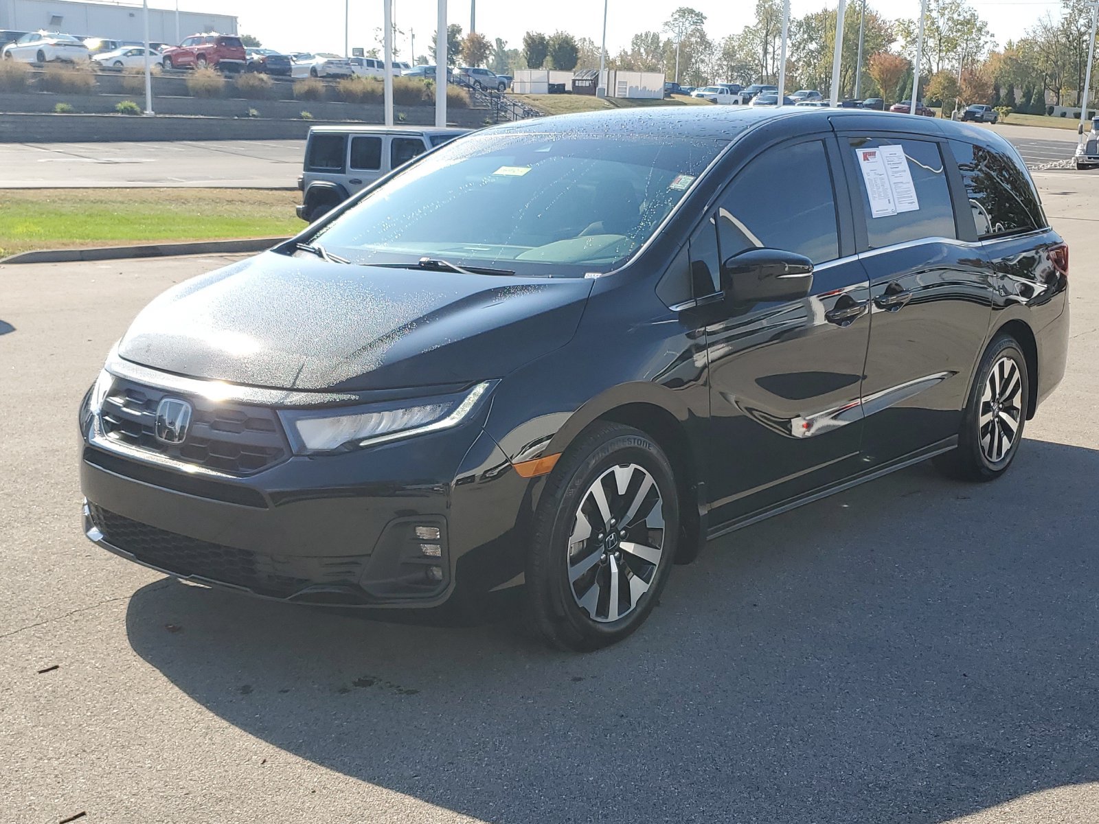 Used 2025 Honda Odyssey EX-L image 2