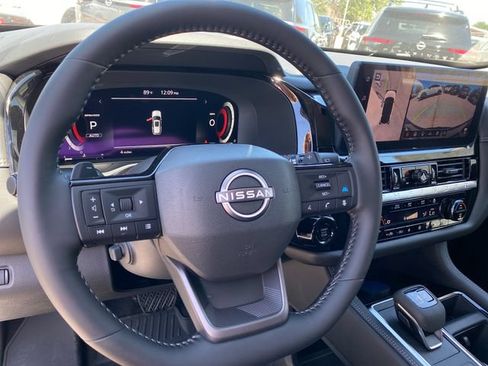 New 2026 Nissan Pathfinder Platinum AWD/4WD image 13