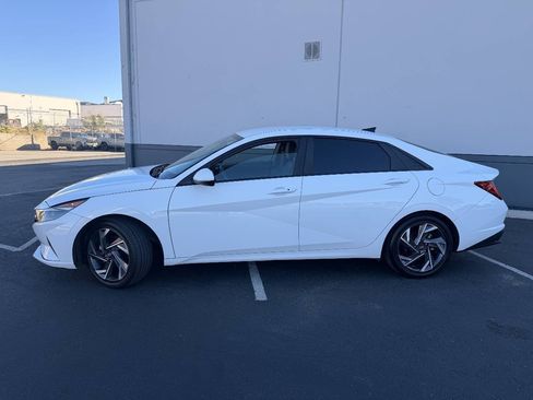 Used 2023 Hyundai Elantra Blue w/ Cargo Package FWD image 13
