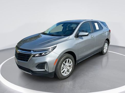 Used 2024 Chevrolet Equinox LT AWD/4WD image 1