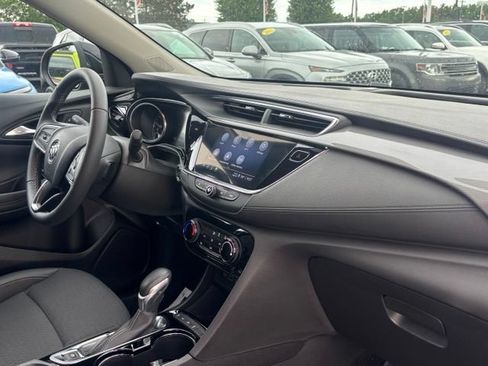 Used 2023 Buick Encore GX Preferred w/ Cold Weather Comfort Package AWD/4WD image 17